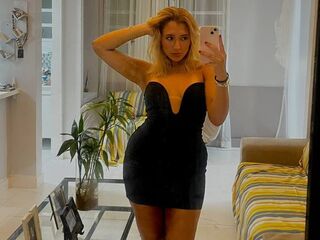 chat room live webcam LunaVeller