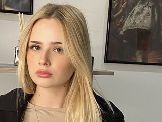 bedroom livecam MarnieRhyner