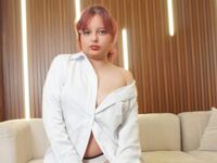 cam girl masturbating with dildo MartinaBellmont