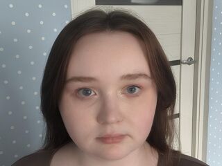 topless webcamgirl MarylynLamarra
