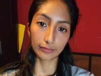 cam girl playing with sextoy MayraBravo