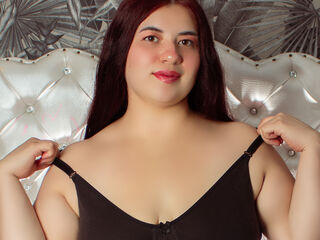 nude webcam MiaCraig