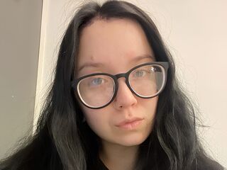 cam girl masturbating with sextoy MiaWallees