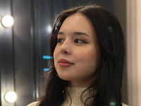 chat room sex show MikiPellon