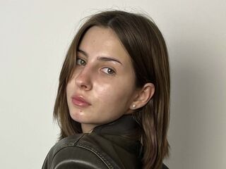 hot webcamslut MollySodisia