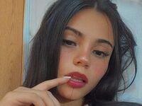 cam girl masturbating with vibrator NathasaTay