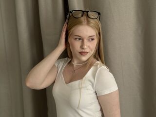 adult free chat NikkiByous
