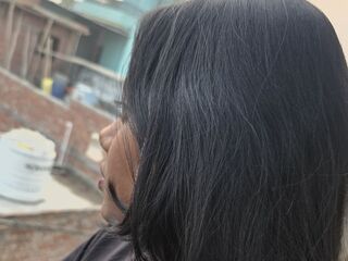 cam girl photo PriyaSengar