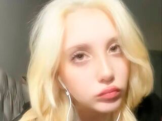 girl topless chat RubiAntonakos