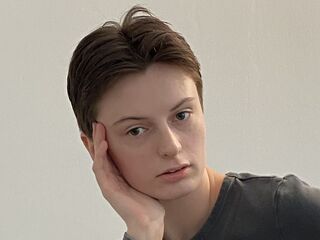 adult video chat room RufinaTavolario