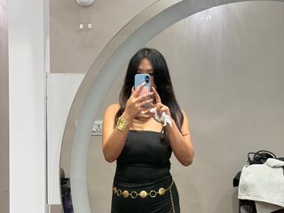 camgirl masturbating with dildo SaraMehta