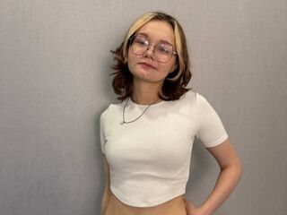 porn webcam picture ShemikaDestro