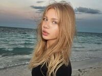 naked girl with webcam fingering pussy StephanieChelf