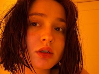 naked cam chatroom SudieBattista