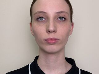 webcamgirl TenishaSherfey