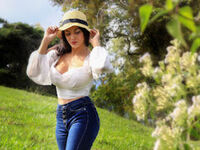 hot naked webcamgirl ThanaRouge