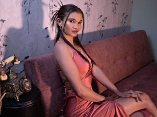 camwhore masturbating with dildo TiaraDanes