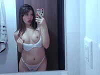 free nude webcam YesseniaVega