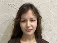 hot cam girl fingering shaved pussy YokoLisa