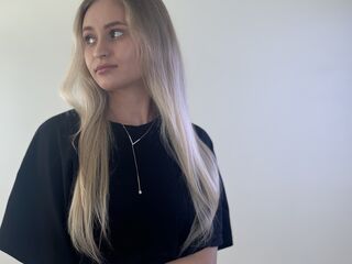 camgirl webcam sex pic ZoilaCliffe