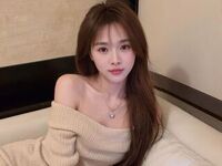 camgirl spreading pussy miaomiao